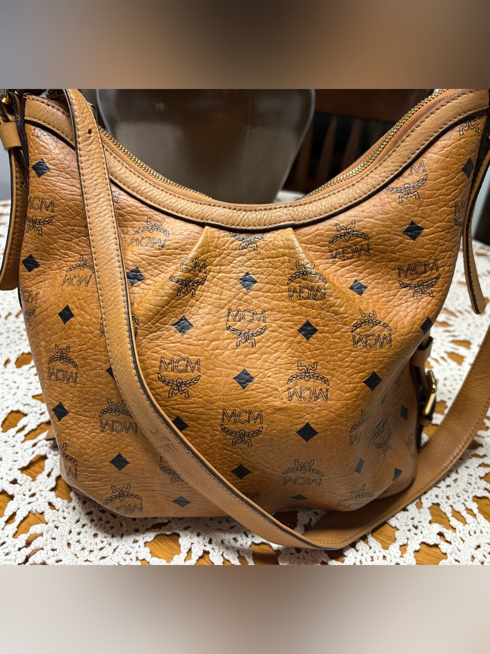 MCM Visetos Cognac Hobo Shoulder Bag Lock Key Clochette - Picture 7 of 13